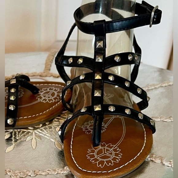 NWT CHEROKEE girls Black & Silver Sandals size 13 - Picture 2 of 5